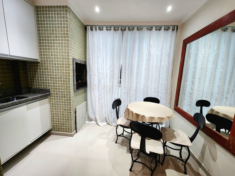 105- Apartamento em Bombas, Bombinhas Montblanc