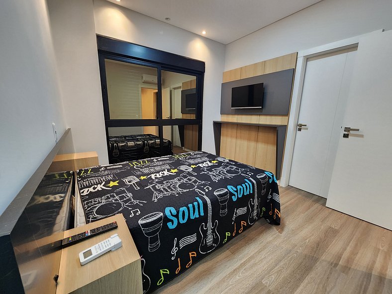 Apartamento confortável novo 80 metros do mar