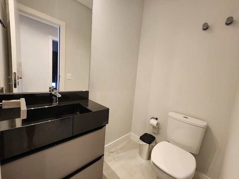 Apartamento confortável novo 80 metros do mar