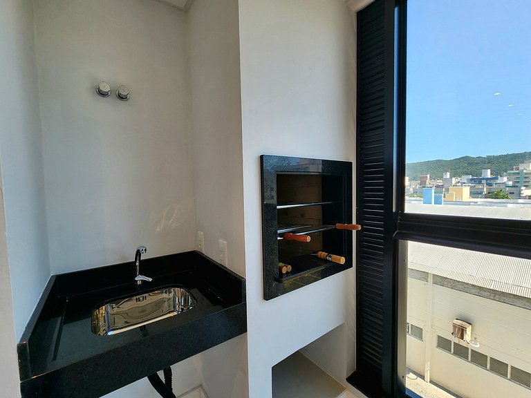 Apartamento confortável novo 80 metros do mar