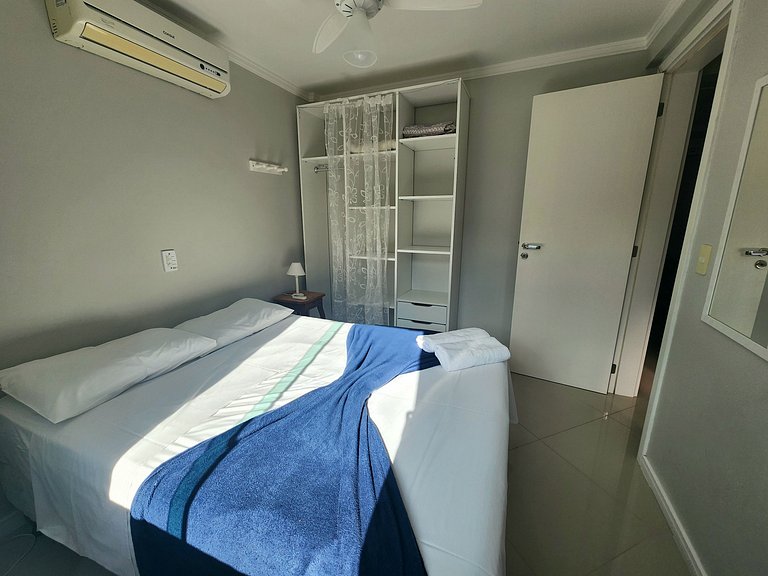 Apartamento em Bombinhas 150 mts do mar- 203AV