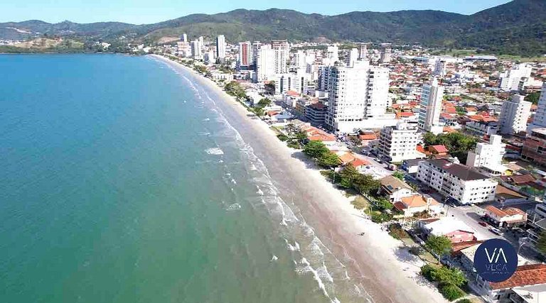 Apartamento frente mar Balneario Perequê