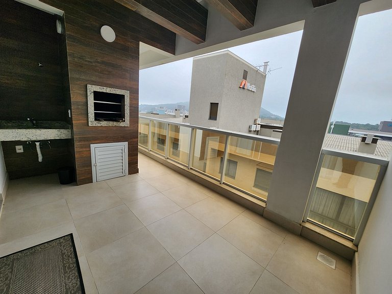 Duplex com piscina vista ao mar!